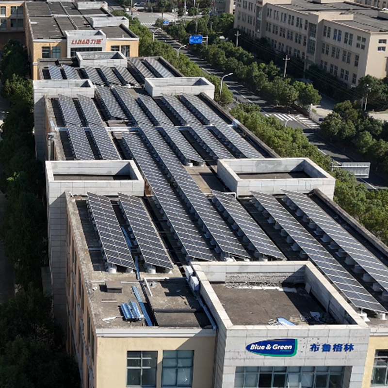 Sistema de montaje fotovoltaico en techo plano